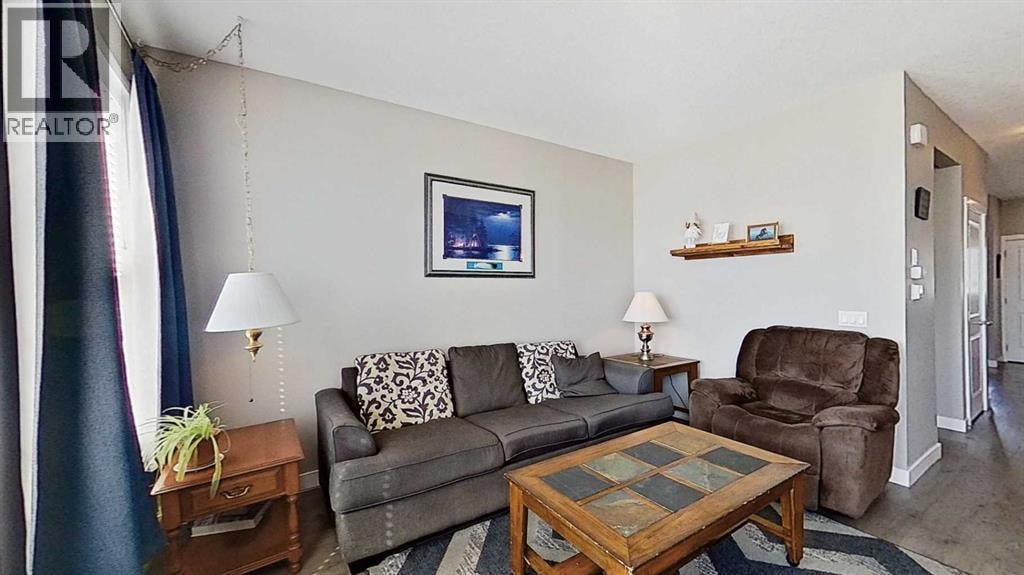 818 Cornerstone Boulevard NE — photo 3