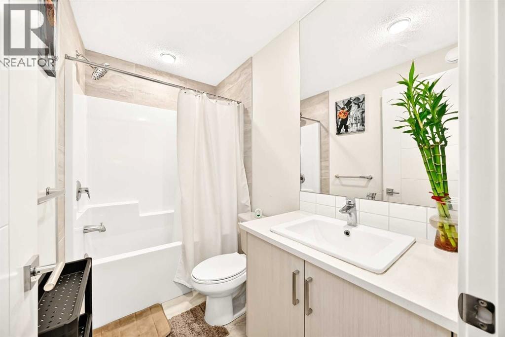 2209, 100 Walgrove Court SE — photo 13