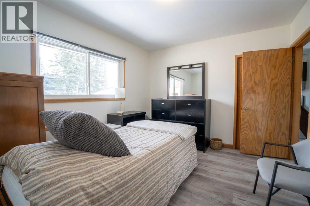 84 Waterloo Drive SW — photo 23