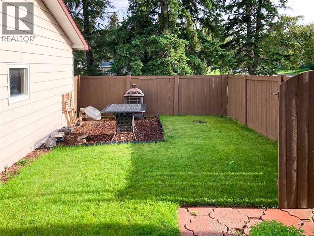 84 Waterloo Drive SW — photo 3
