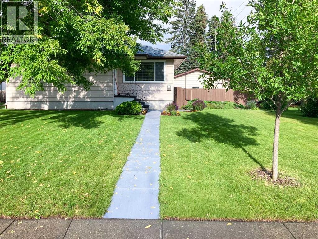 84 Waterloo Drive SW — photo 2