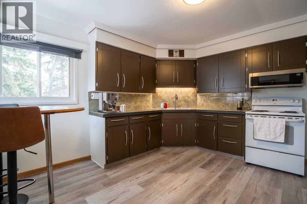 84 Waterloo Drive SW — photo 15
