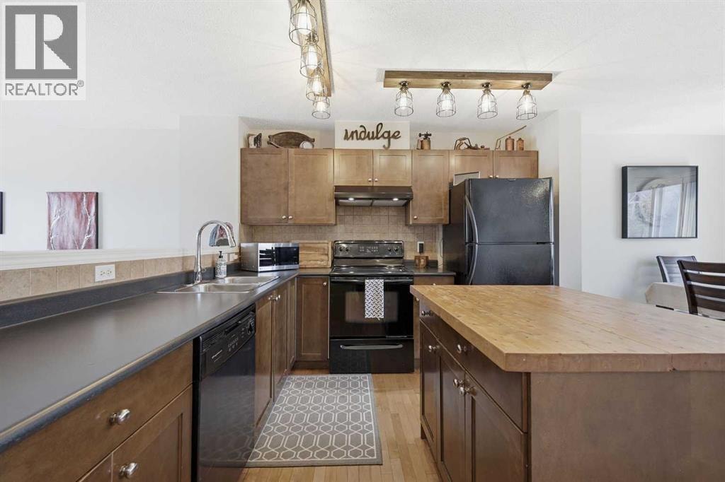 270 Elgin Way SE — photo 10