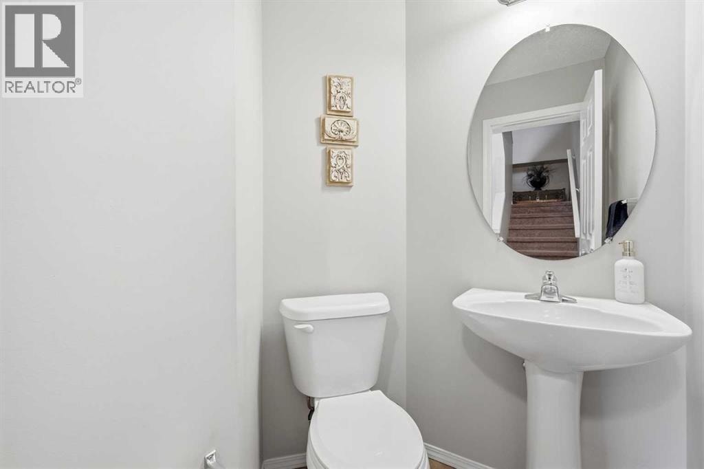 270 Elgin Way SE — photo 17