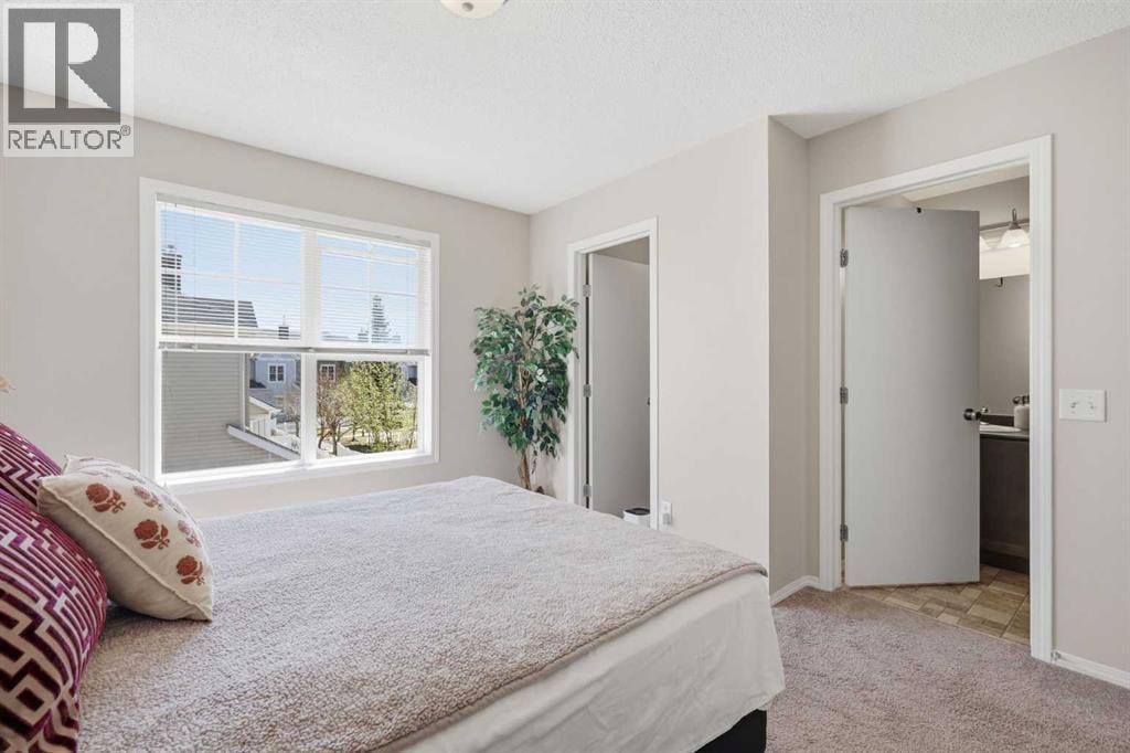 270 Elgin Way SE — photo 21