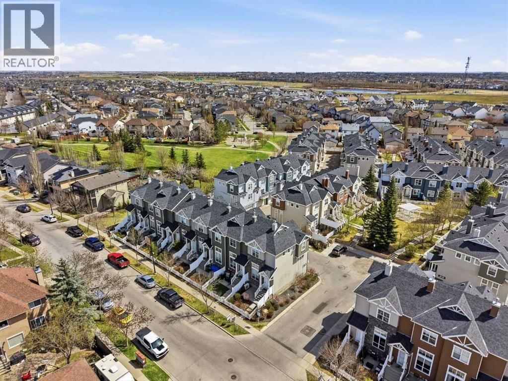 270 Elgin Way SE — photo 31