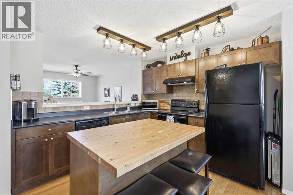 270 Elgin Way SE — photo 11