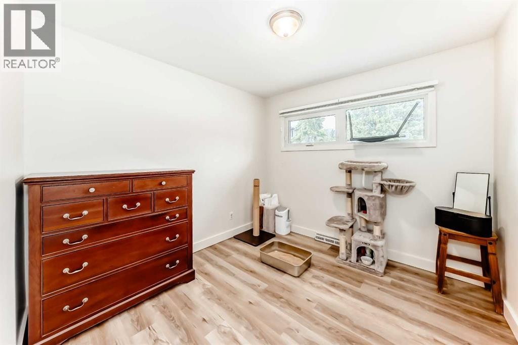 35 Collingwood Place NW — photo 12