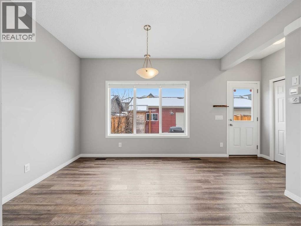 89 Walgrove Rise SE — photo 10