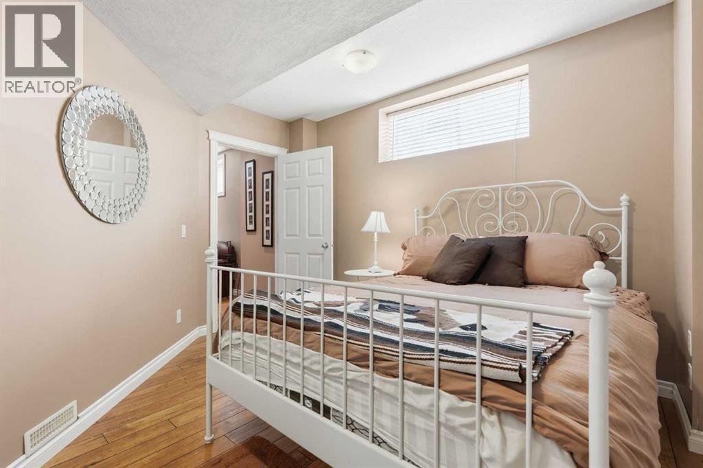 14 Somme Boulevard SW — photo 39