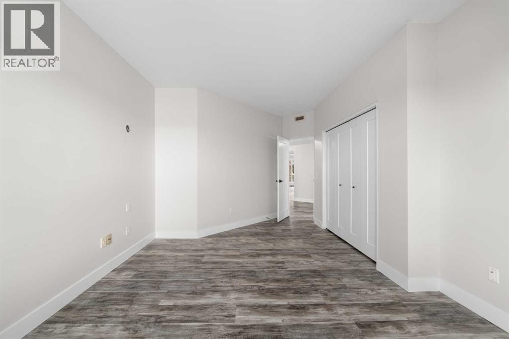 602, 505 Canyon Meadows Drive SW — photo 29