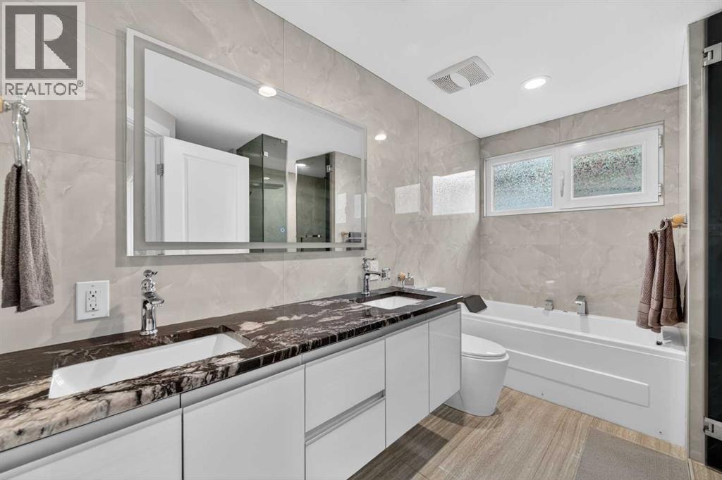 11 Selkirk Drive SW — photo 24
