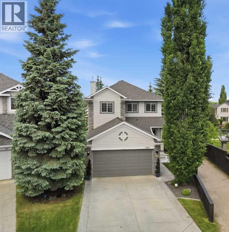 192 Cranfield Park SE — photo 2