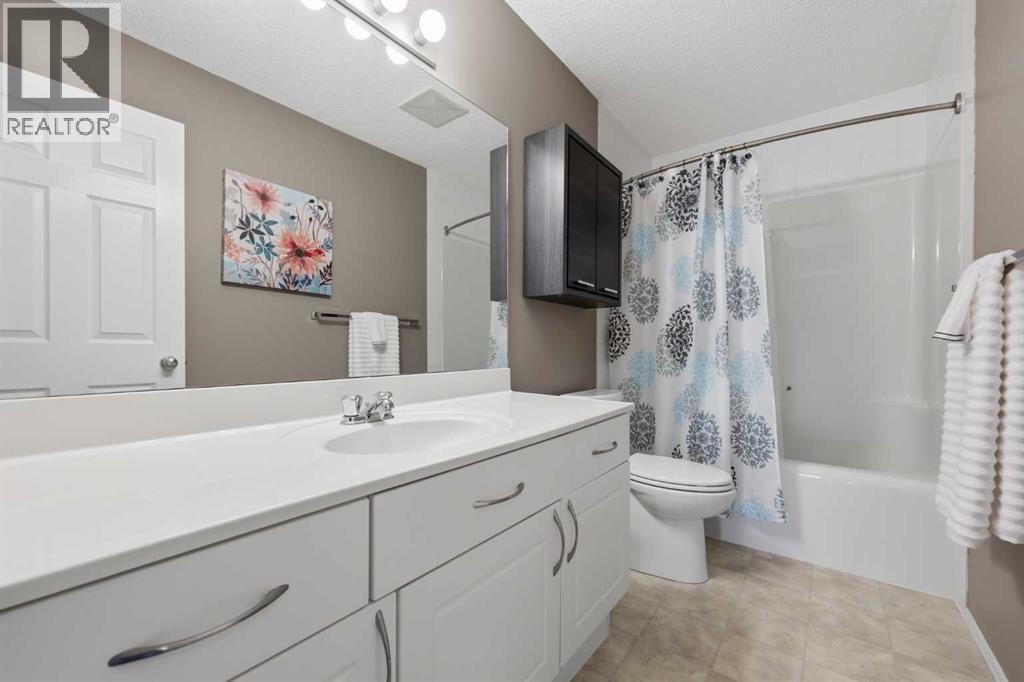 192 Cranfield Park SE — photo 23