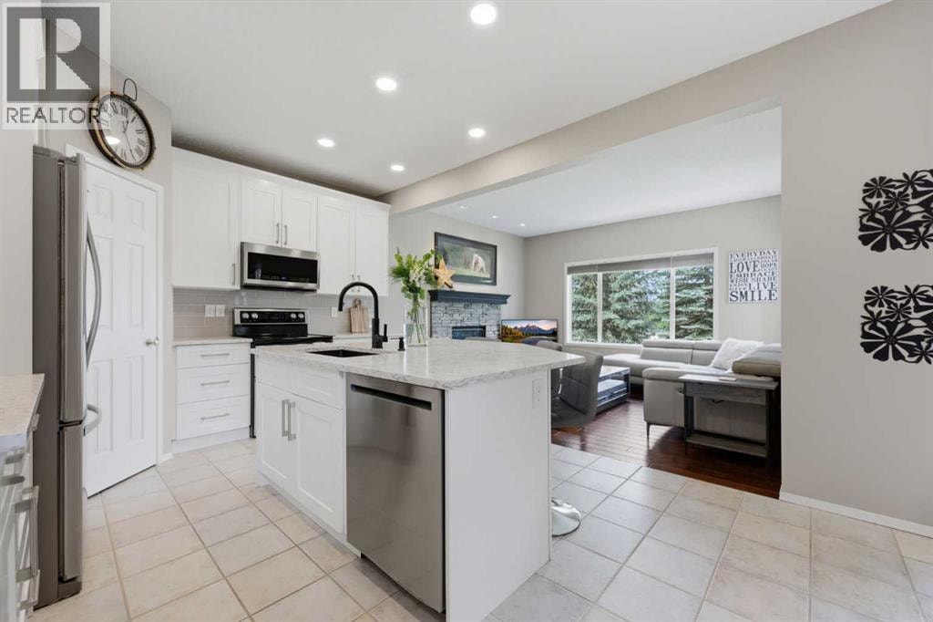 192 Cranfield Park SE — photo 6
