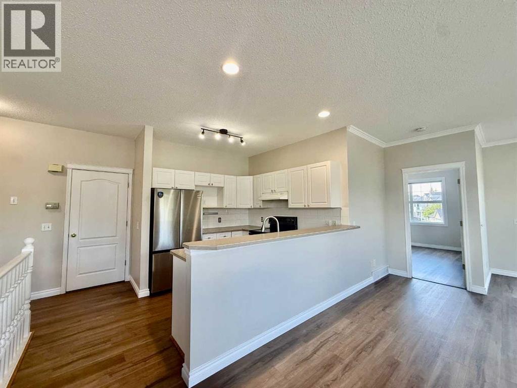 102 Prestwick Gardens SE — photo 6