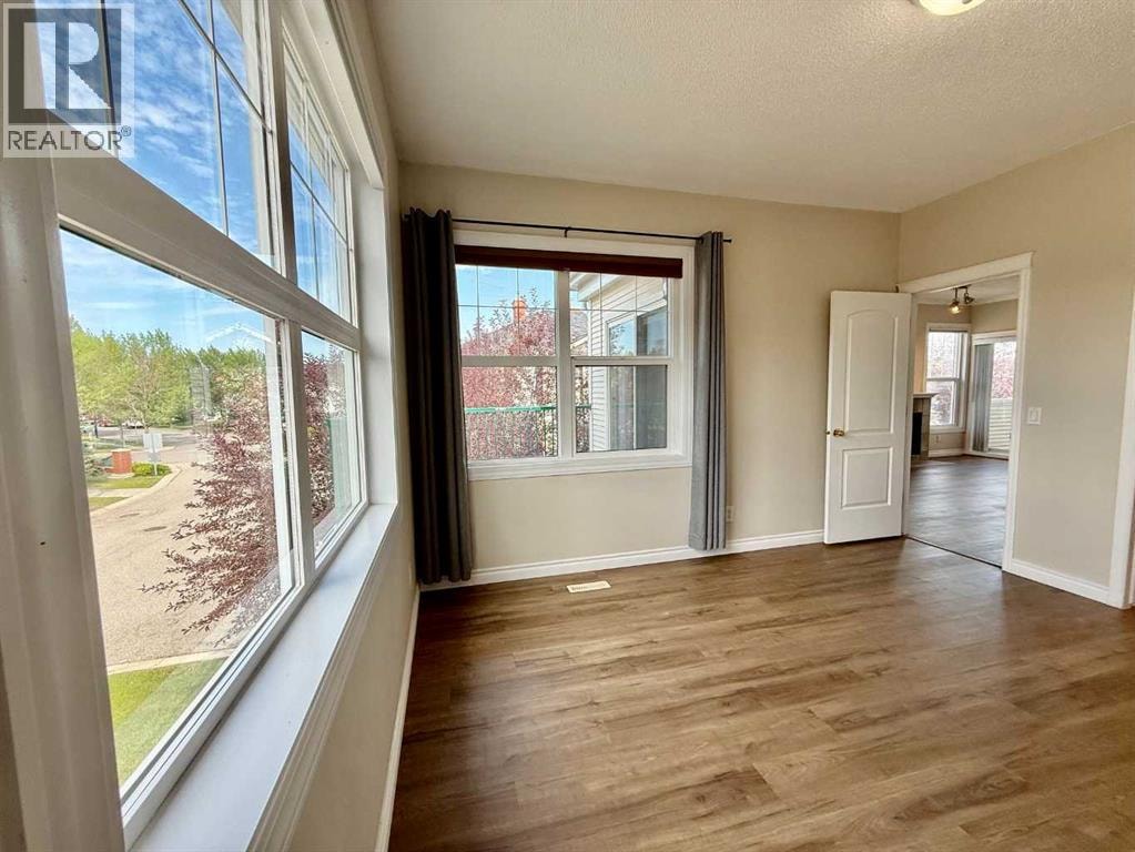 102 Prestwick Gardens SE — photo 22