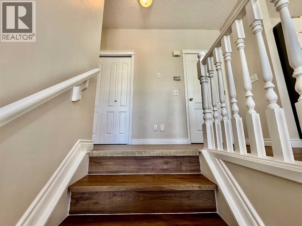 102 Prestwick Gardens SE — photo 34