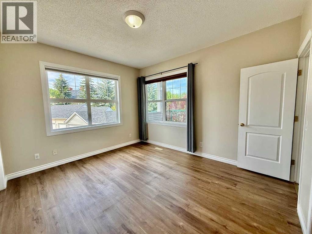 102 Prestwick Gardens SE — photo 21