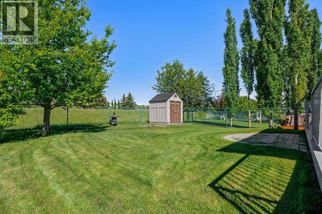 255 Gleneagles View — photo 43