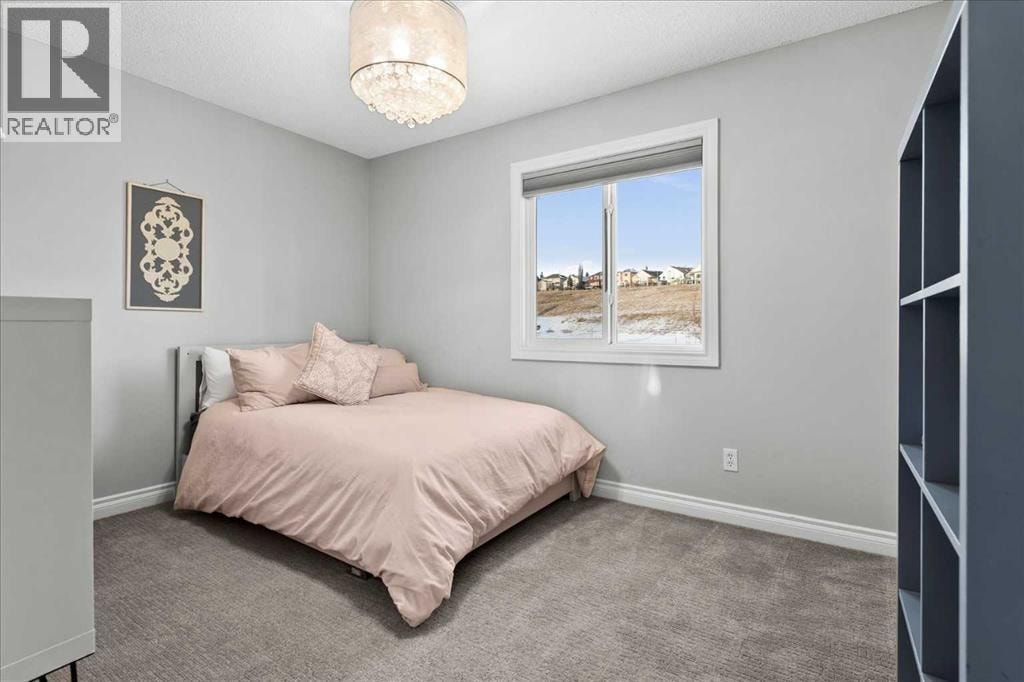 255 Gleneagles View — photo 34