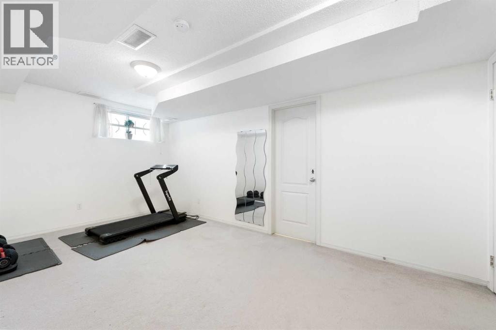 69 Hampstead Gardens NW — photo 41