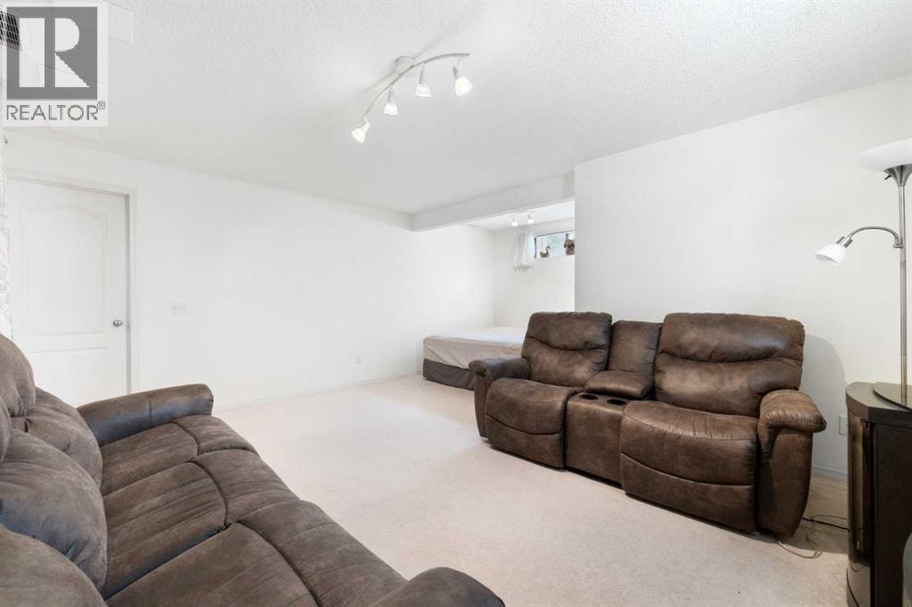 69 Hampstead Gardens NW — photo 42