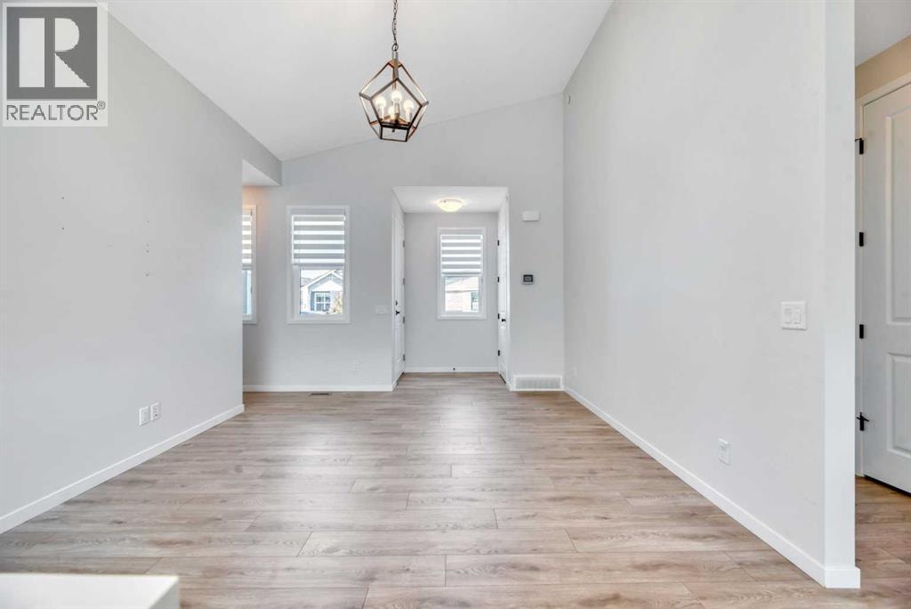 33 Lucas Rise NW — photo 14