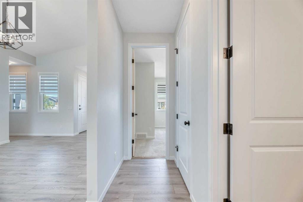 33 Lucas Rise NW — photo 22