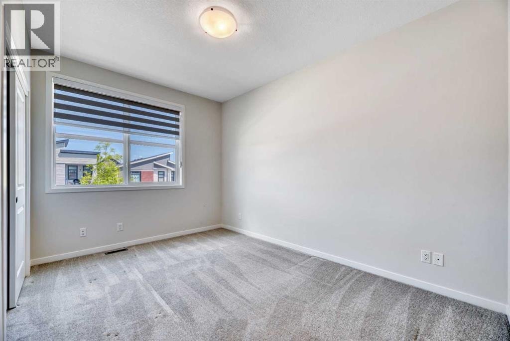 33 Lucas Rise NW — photo 23
