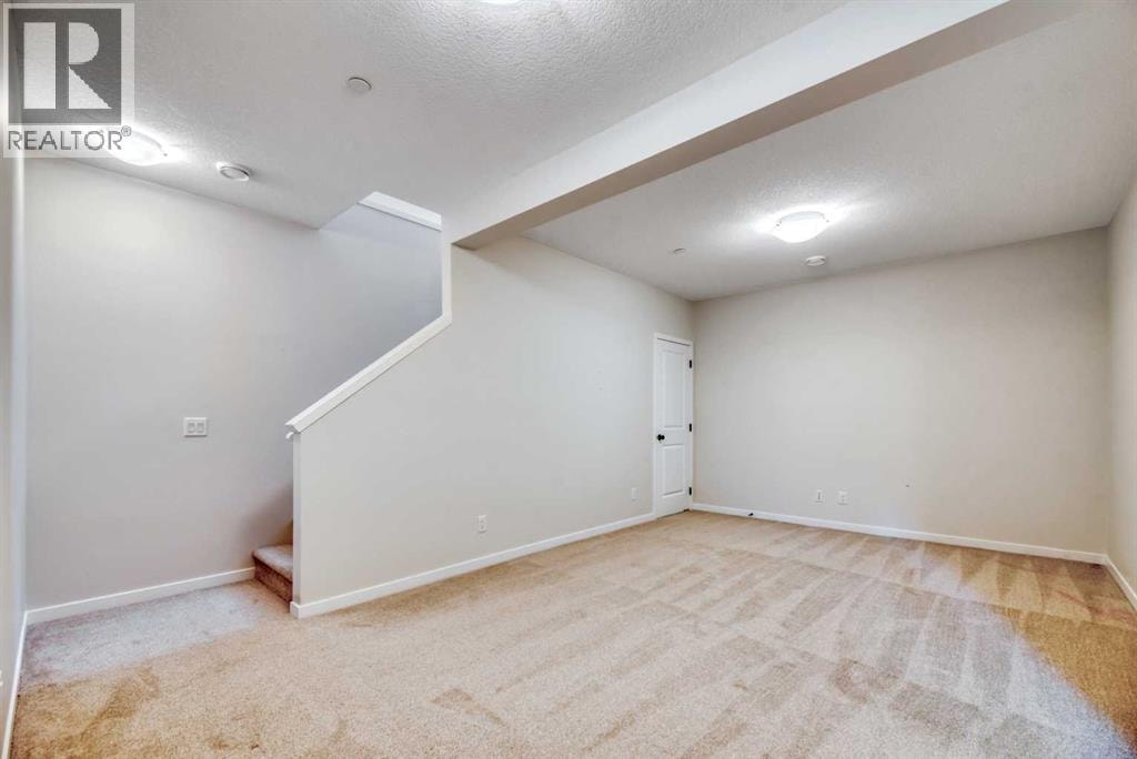 33 Lucas Rise NW — photo 29