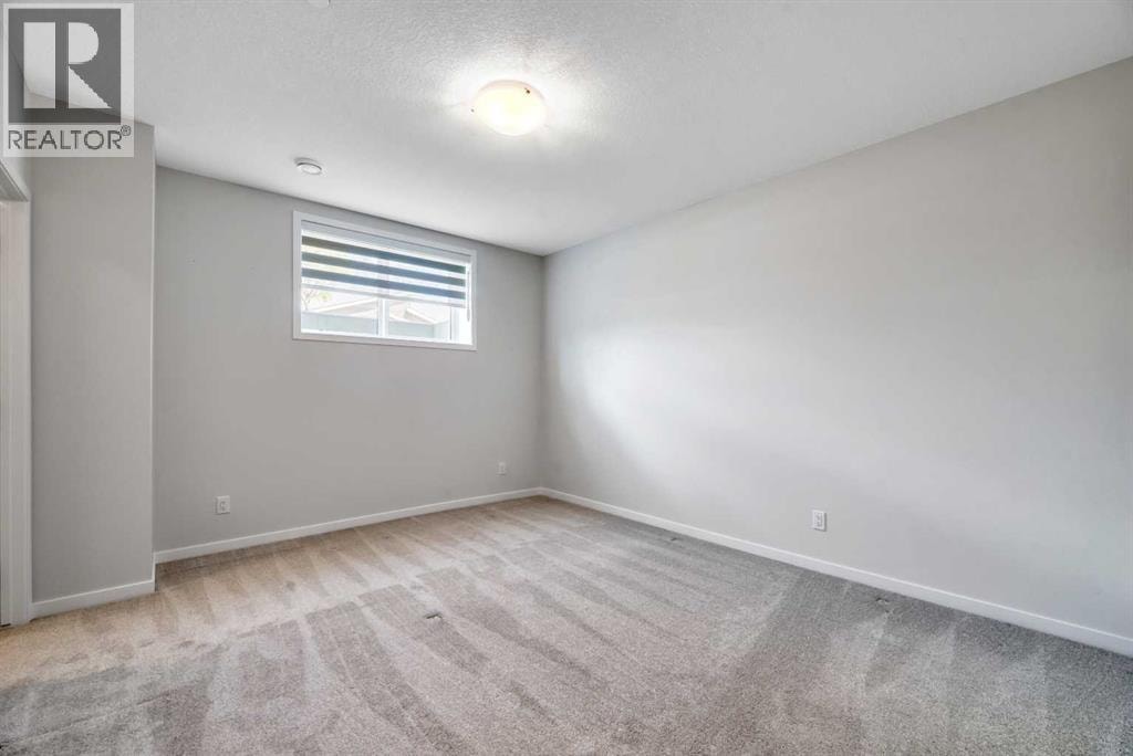 33 Lucas Rise NW — photo 36