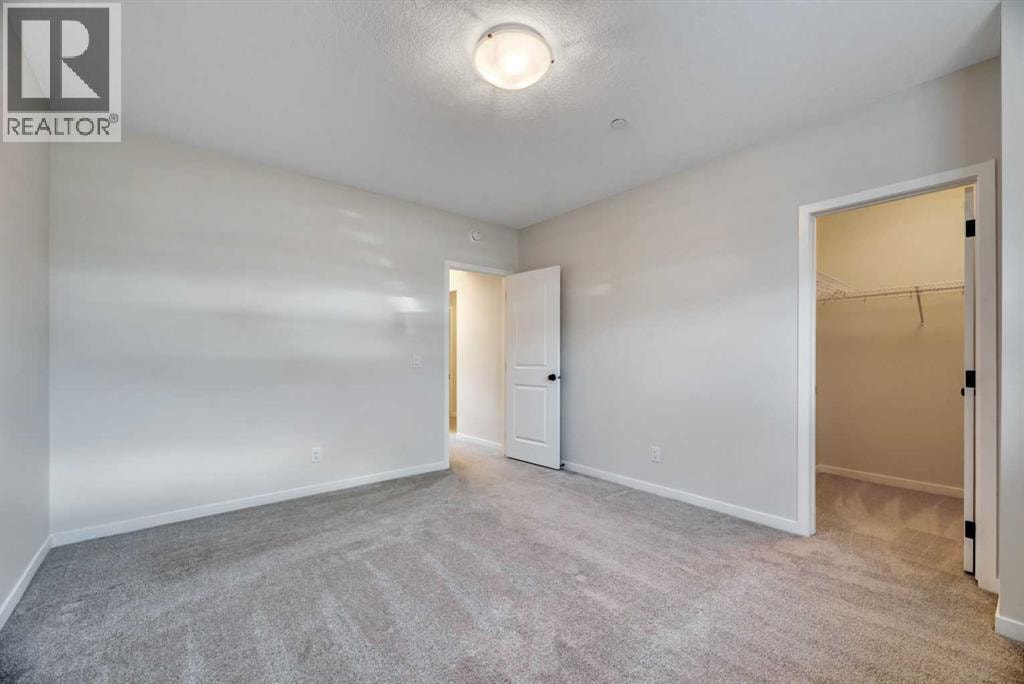33 Lucas Rise NW — photo 37