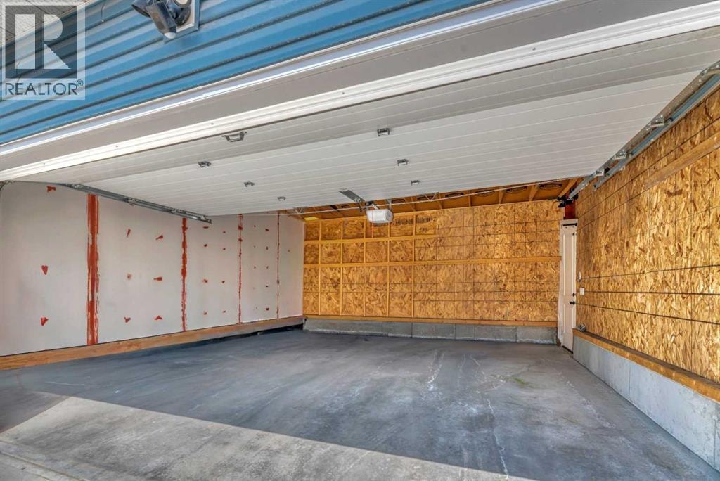 33 Lucas Rise NW — photo 8