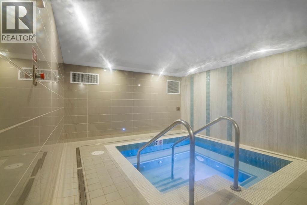 501, 138 Waterfront Court SW — photo 15