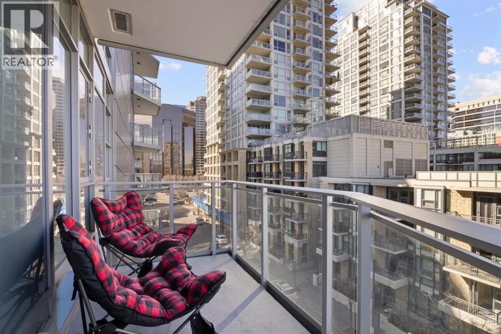501, 138 Waterfront Court SW — photo 12