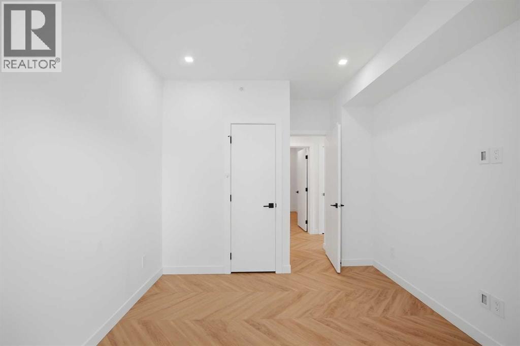 415, 8445 Broadcast Avenue SW — photo 29