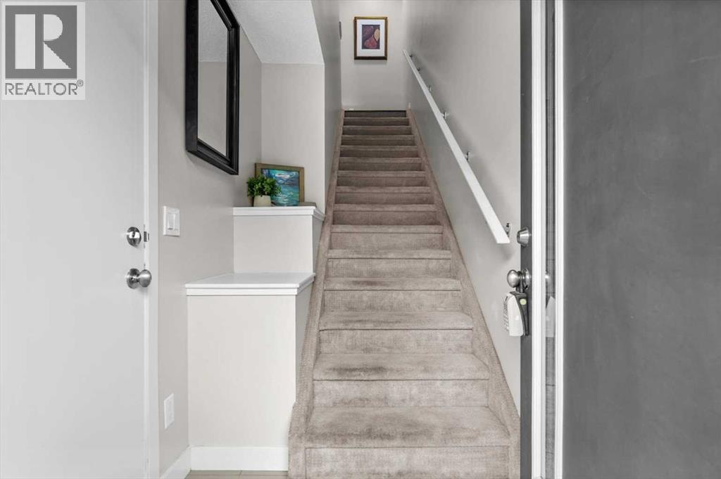 438 Covecreek Circle NE — photo 2