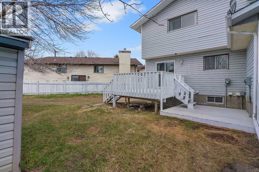 68 Templeson Crescent NE — photo 26