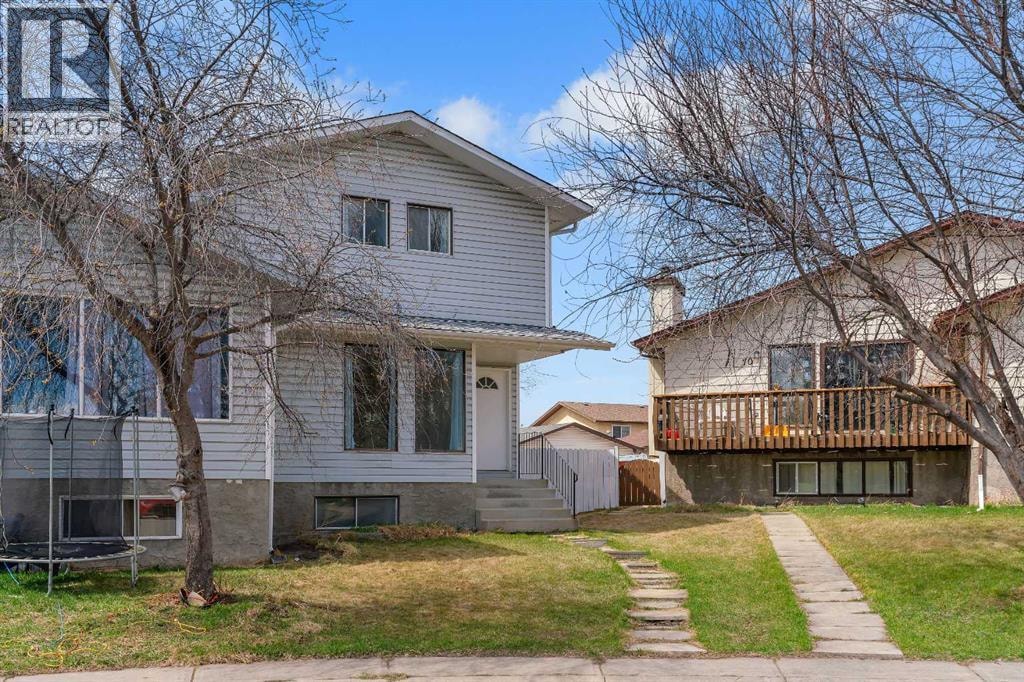 68 Templeson Crescent NE — photo 30