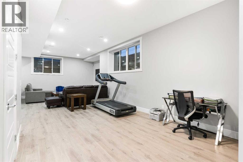 876 East Lakeview Road — photo 41