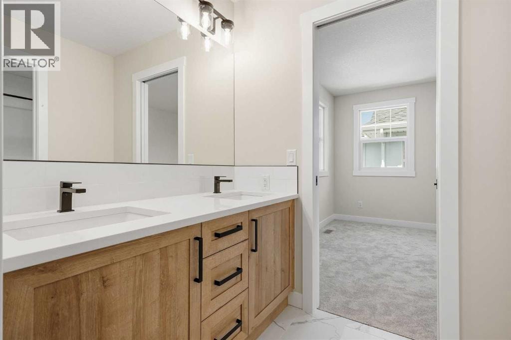439 Kinniburgh Loop — photo 34
