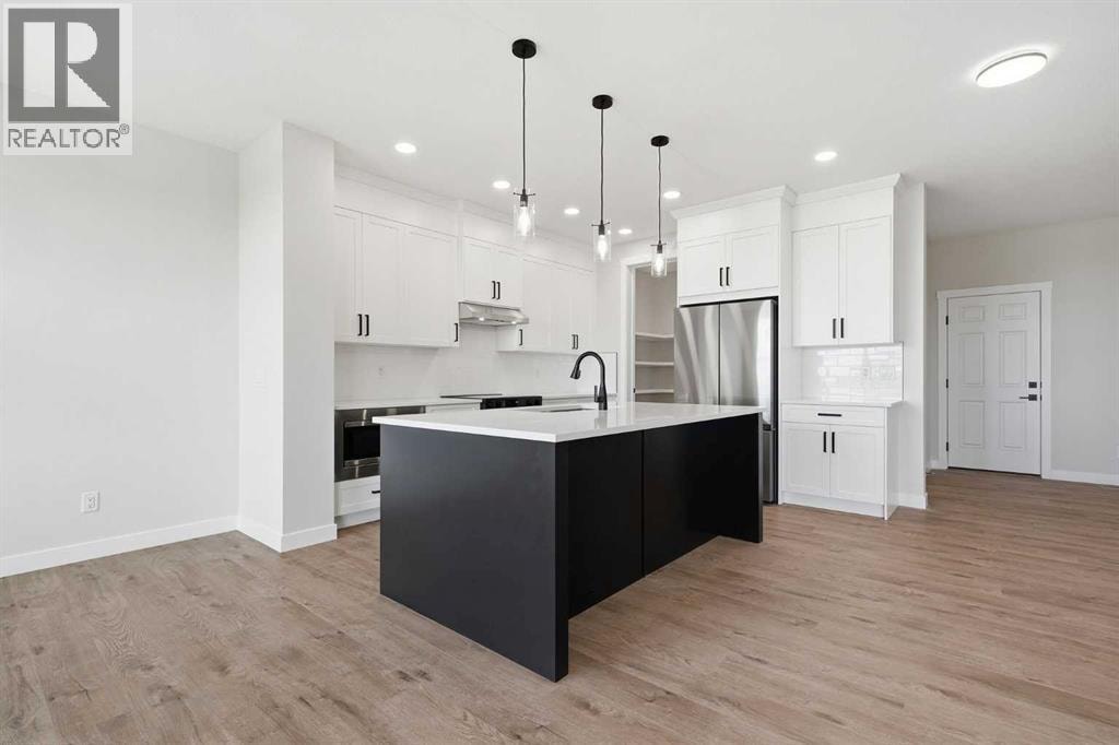 439 Kinniburgh Loop — photo 10