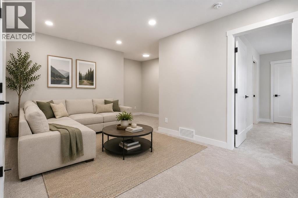 439 Kinniburgh Loop — photo 21