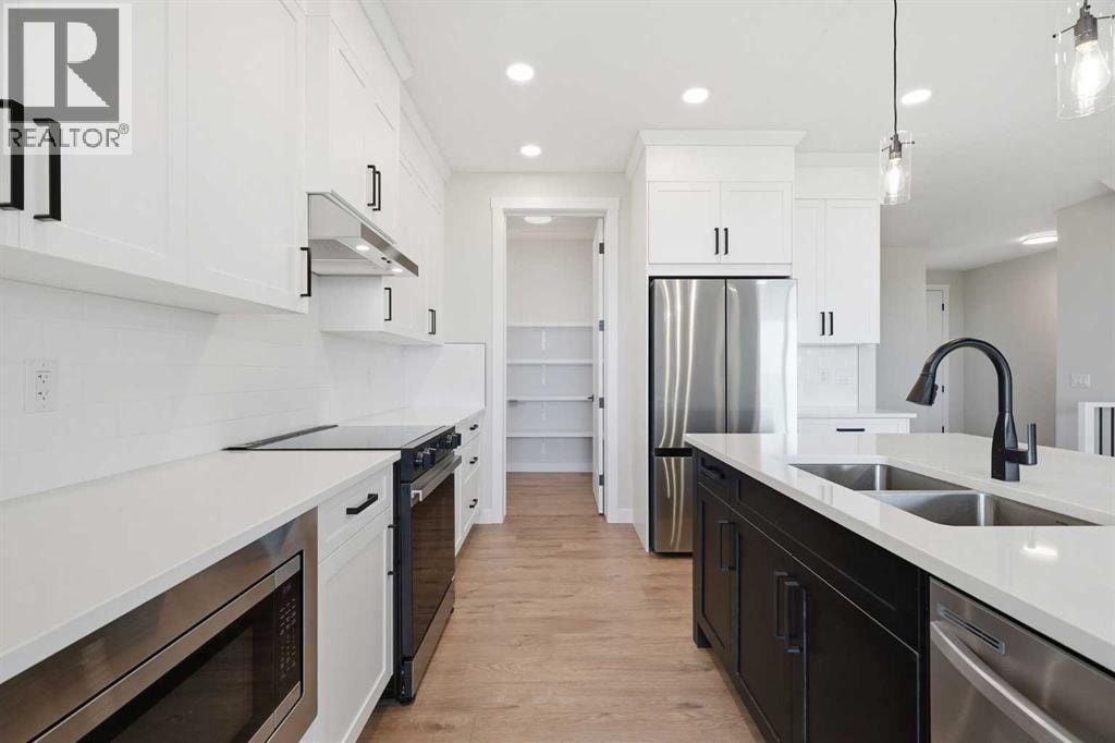 439 Kinniburgh Loop — photo 12