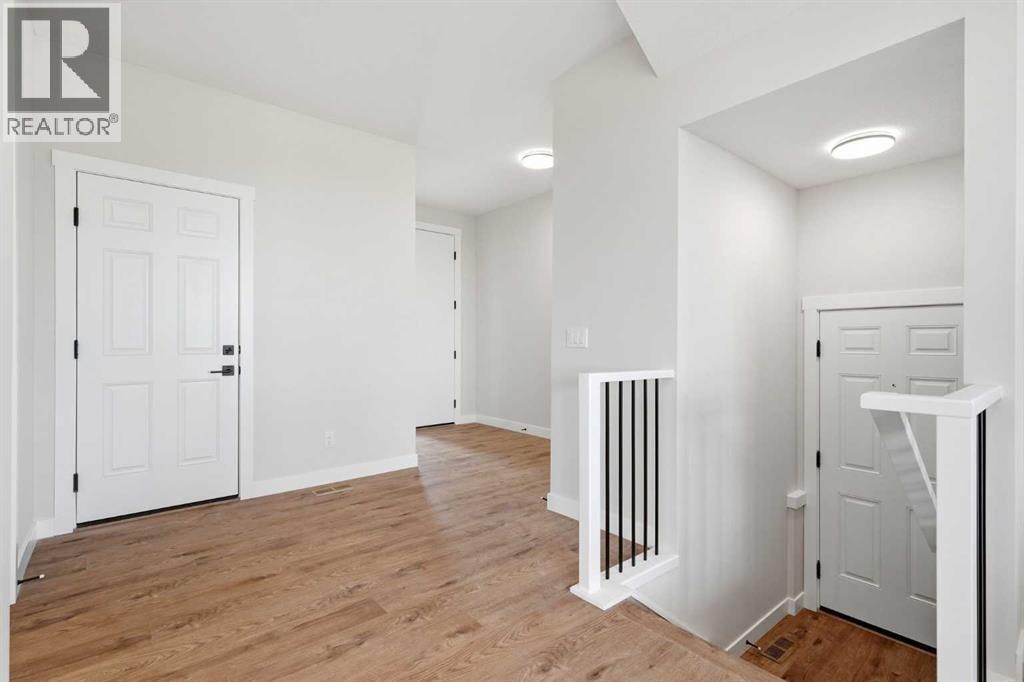 439 Kinniburgh Loop — photo 4