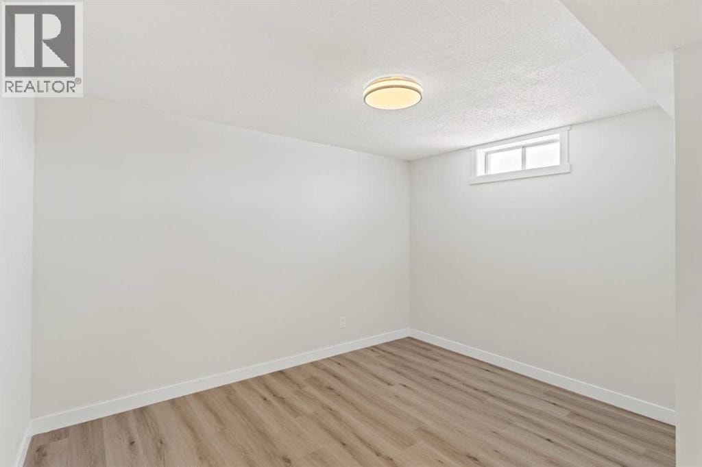 937 Marcombe Drive NE — photo 20