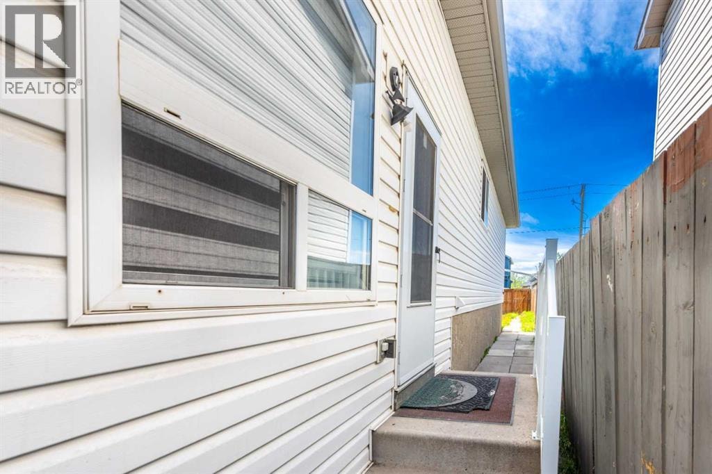 45 Martin Crossing Crescent NE — photo 31