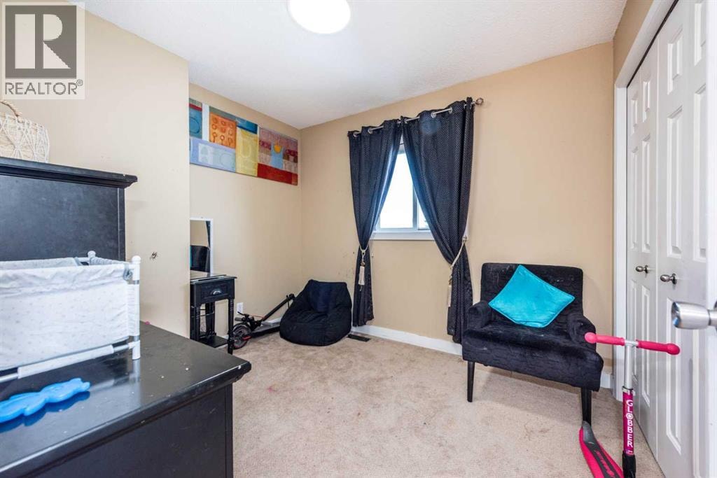 45 Martin Crossing Crescent NE — photo 11
