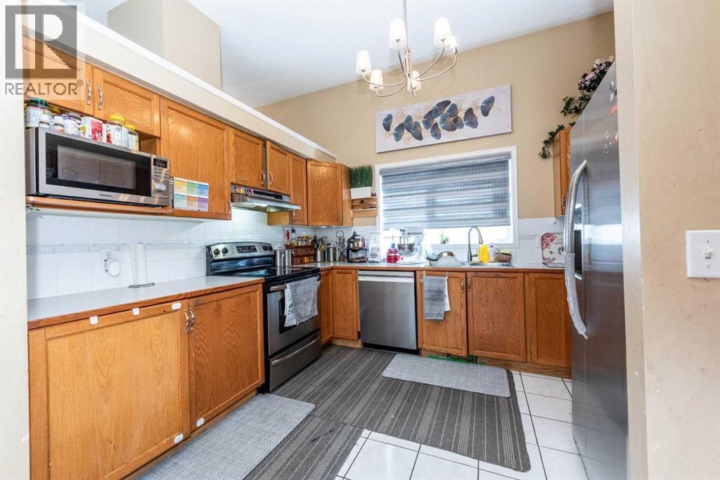 45 Martin Crossing Crescent NE — photo 9